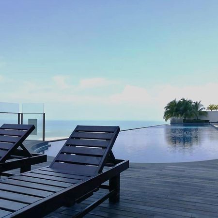 Silverscape Seaview Residence Melaka Bagian luar foto