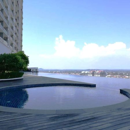 Silverscape Seaview Residence Melaka Bagian luar foto