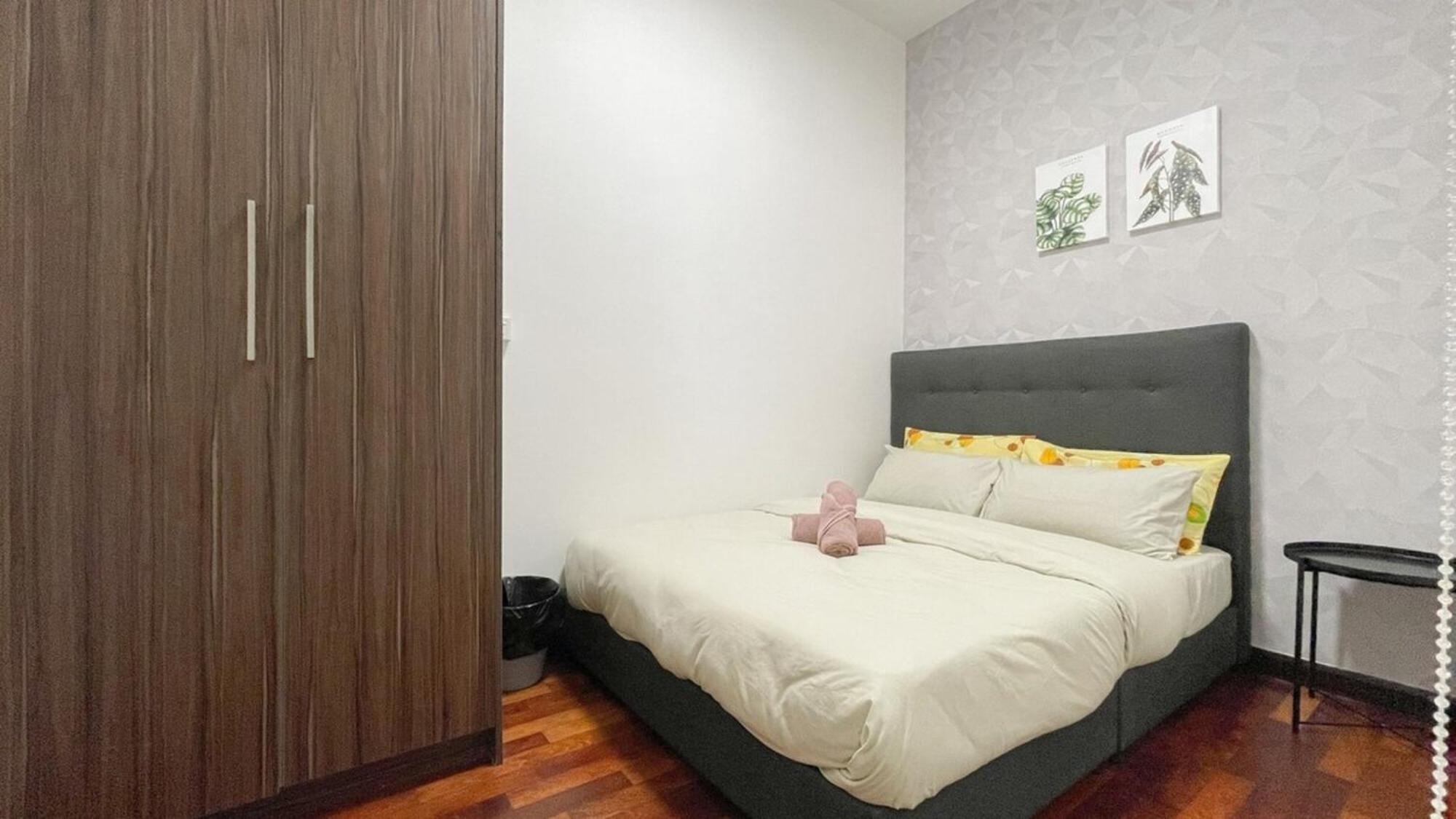 Silverscape Seaview Residence Melaka Bagian luar foto