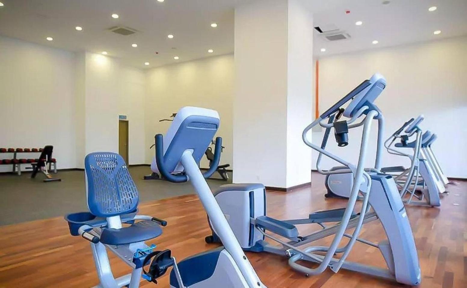 Silverscape Seaview Residence Melaka Bagian luar foto