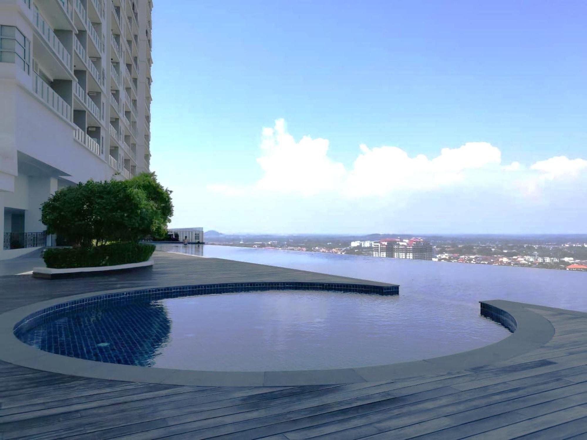 Silverscape Seaview Residence Melaka Bagian luar foto